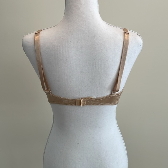 Victoria’s Secret Beige Padded Push Up Bra. 36C NWOT - Picture 4 of 9